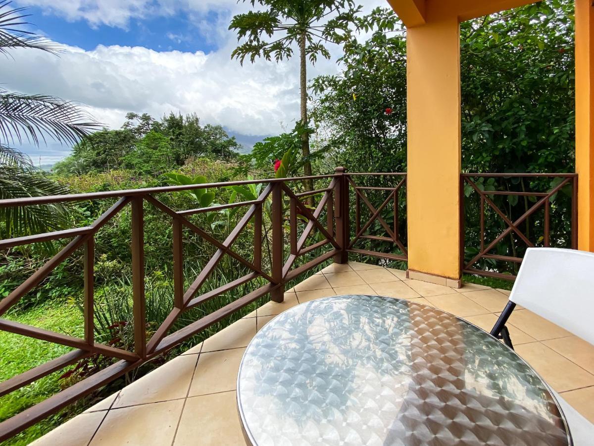 Retiro Del Lago Arenal Lodge El Castillo Luaran gambar